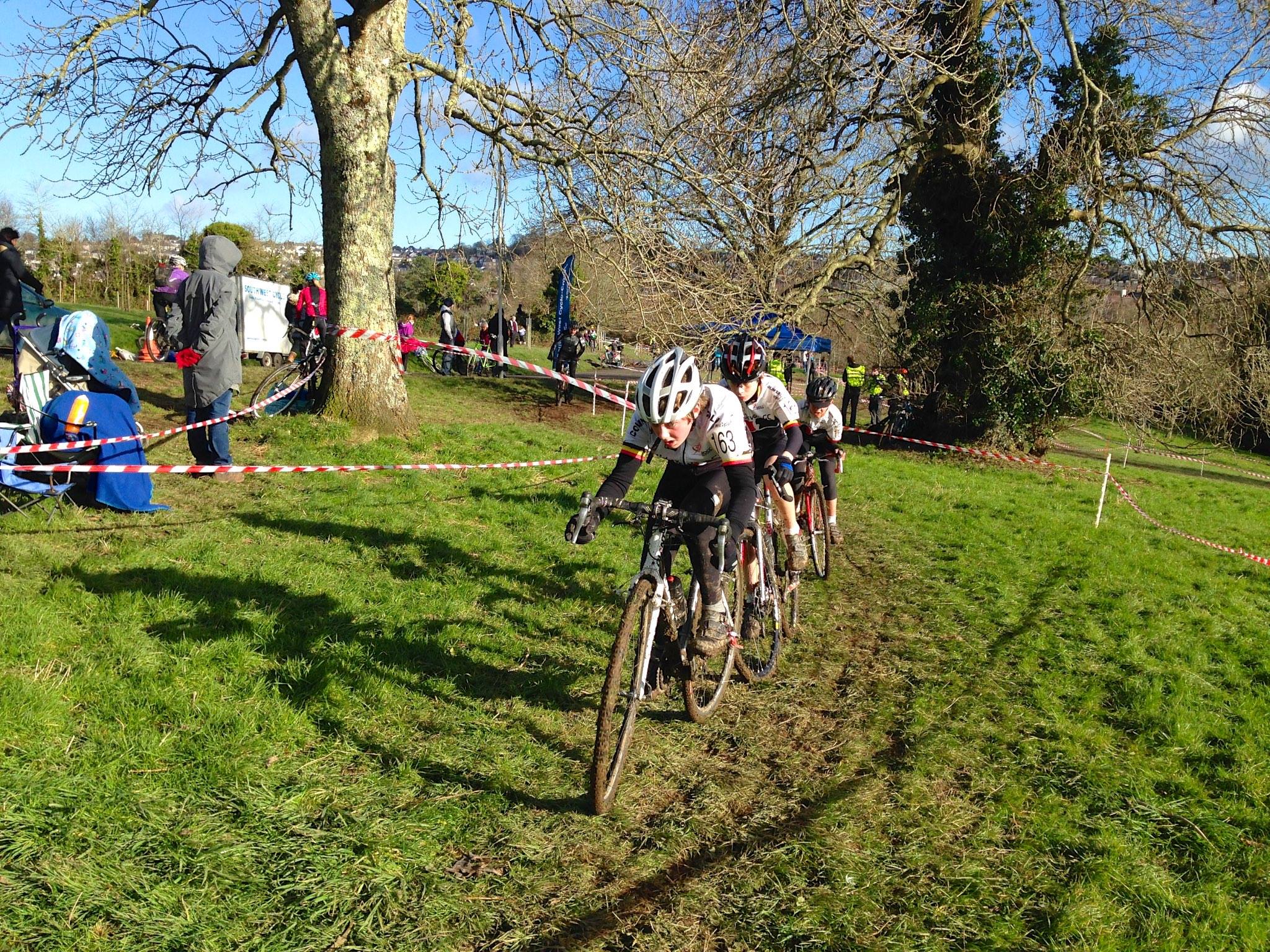 Read more about the article South West Cross League Comes to a Close